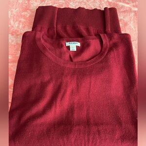 Old Navy Women’s Burgundy Crewneck Sweater